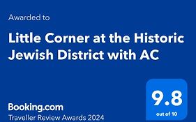 Little Corner At The Historic Jewish District With Ac